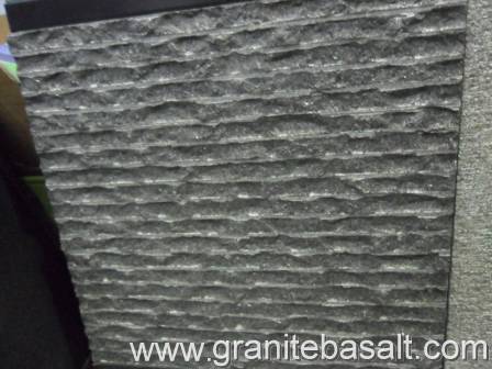 Basalt Linear natural split